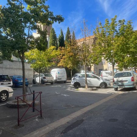 Trèbes Jouxtant Le Canal Du Midi מראה חיצוני תמונה
